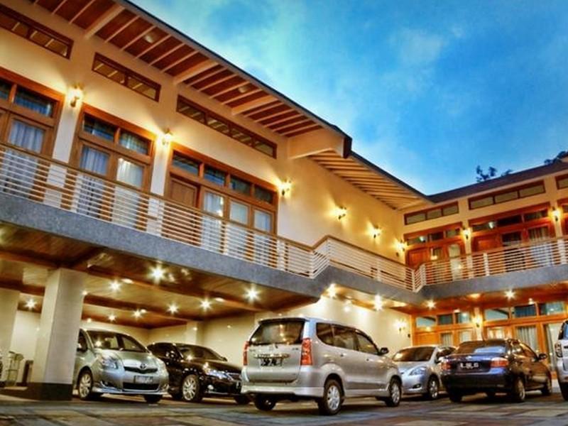 Oyo 1210 Nice Guesthouse Bandung Eksteriør billede