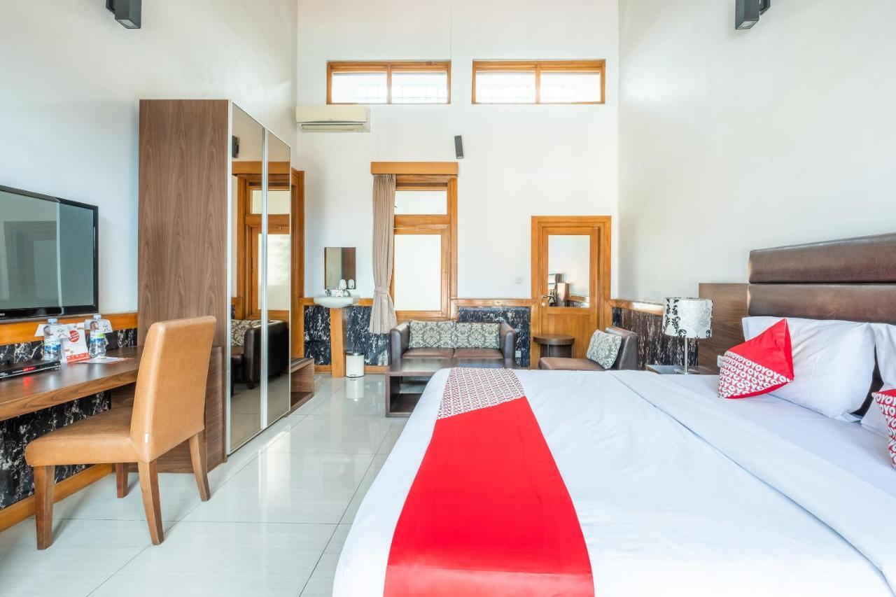 Oyo 1210 Nice Guesthouse Bandung Eksteriør billede